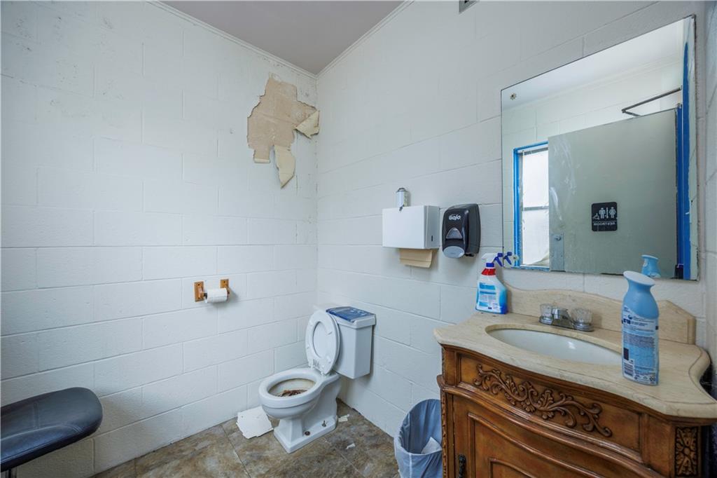 520 W Sycamore Street