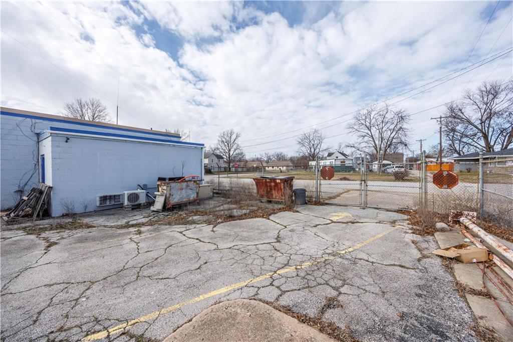 520 W Sycamore Street