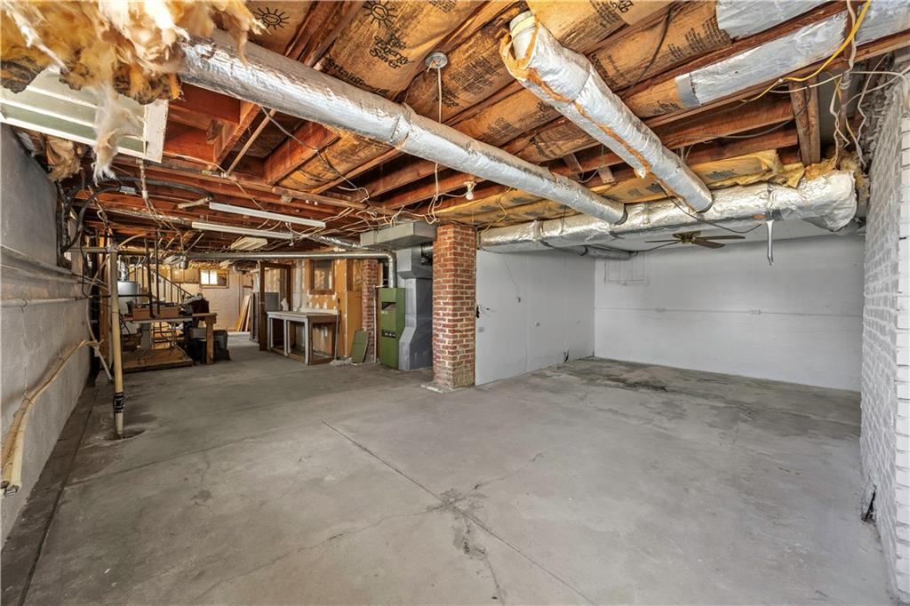 1624 Broadway Avenue