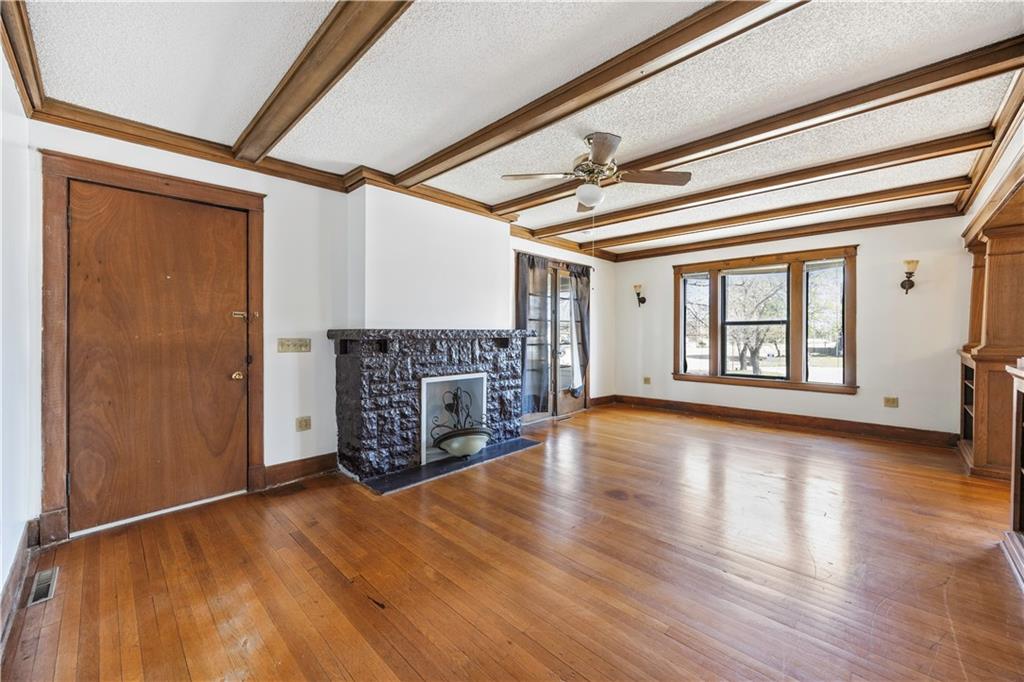 1624 Broadway Avenue