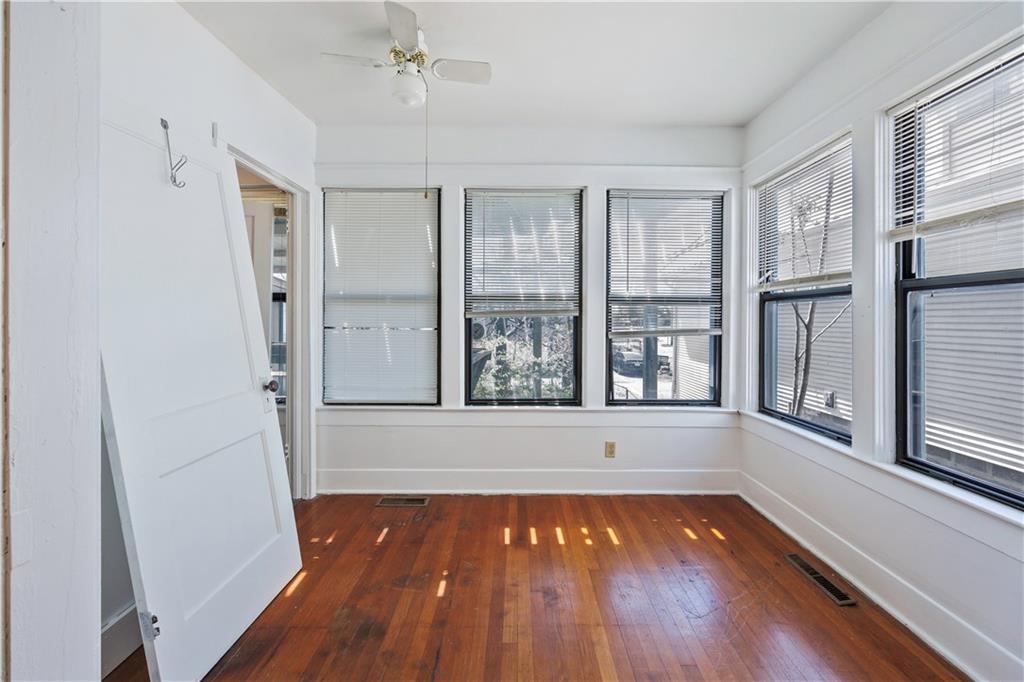 1624 Broadway Avenue