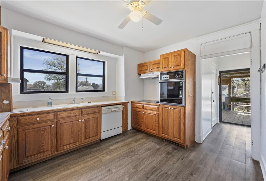 1624 Broadway Avenue