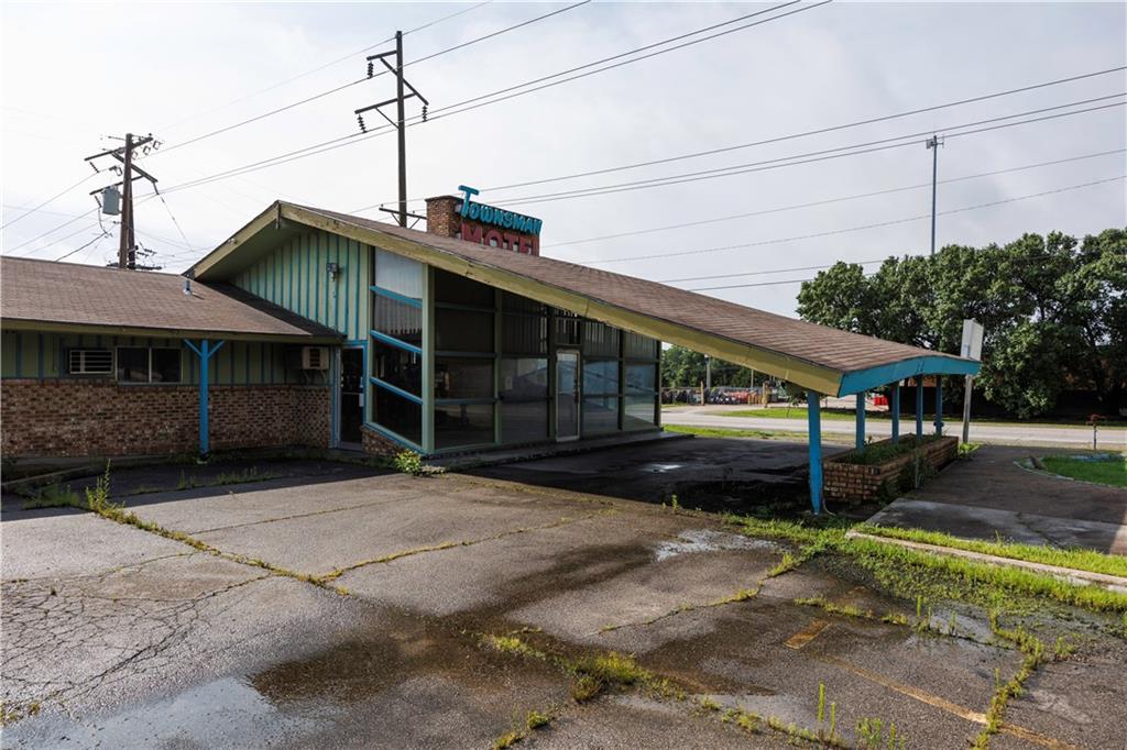 1112 E Main Street