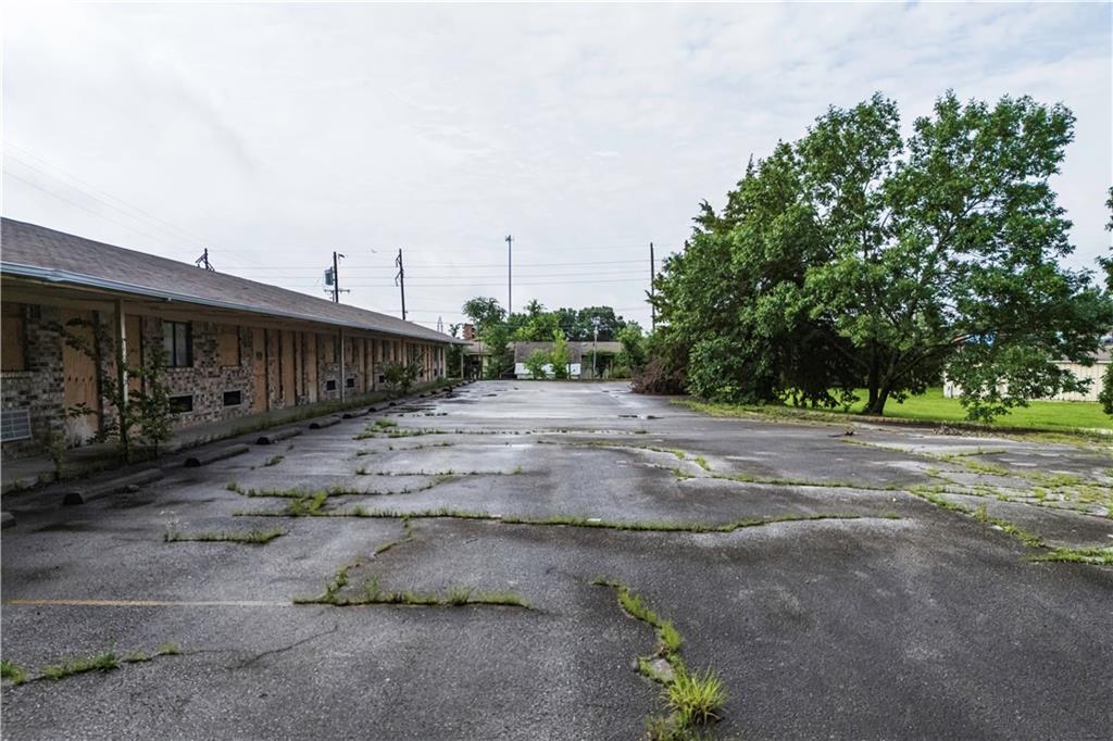 1112 E Main Street
