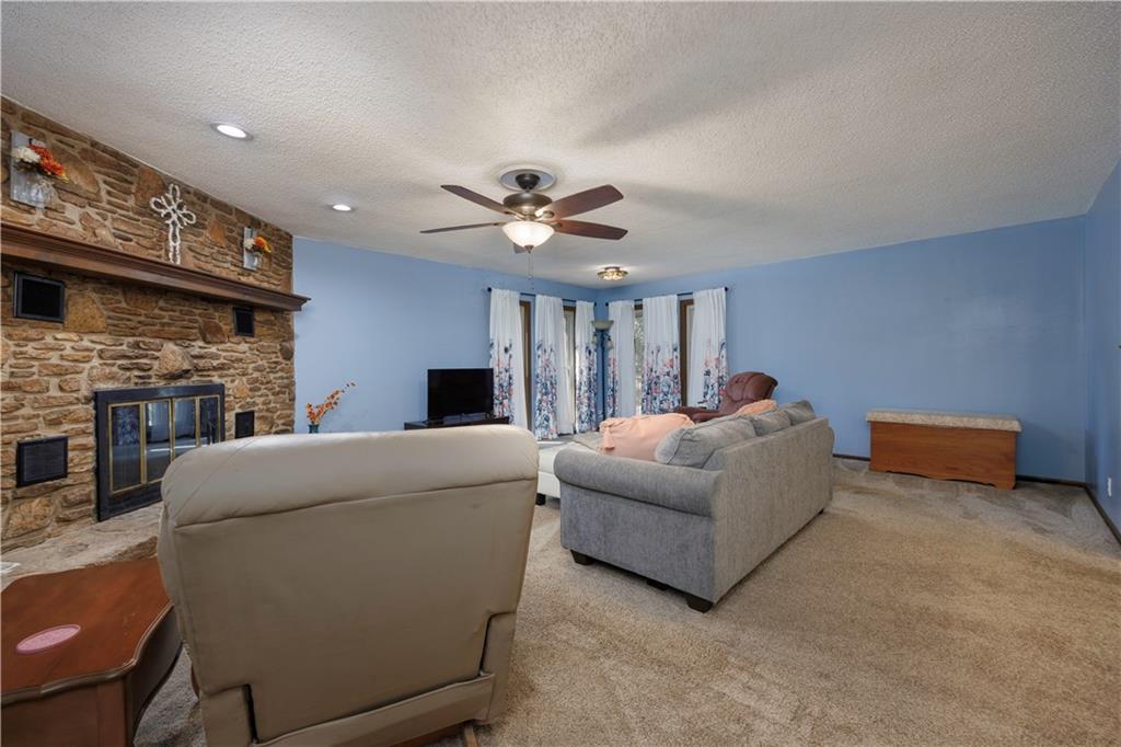 2936 Crown Drive