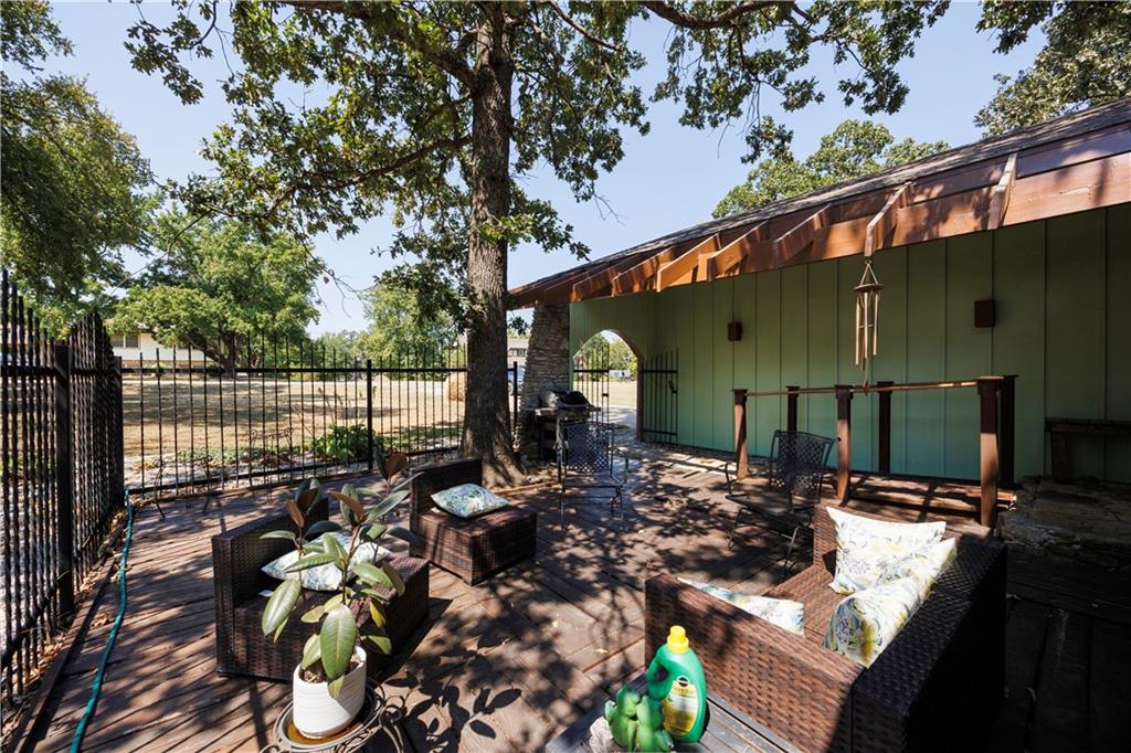 2936 Crown Drive