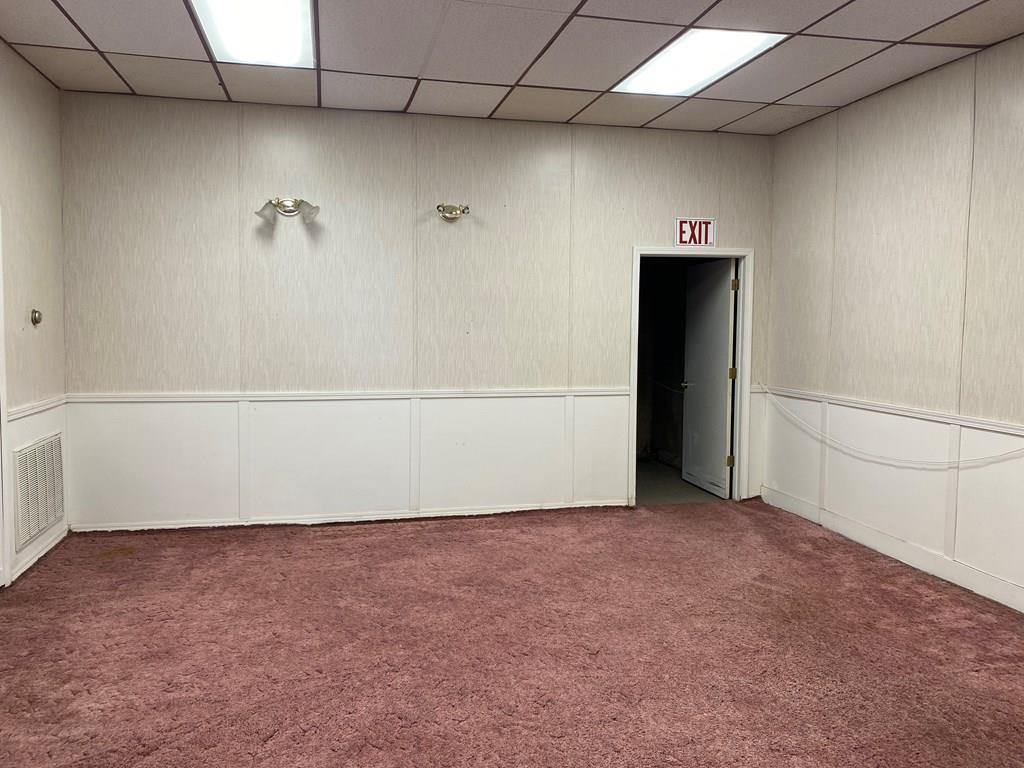 209 N Pennsylvania Avenue