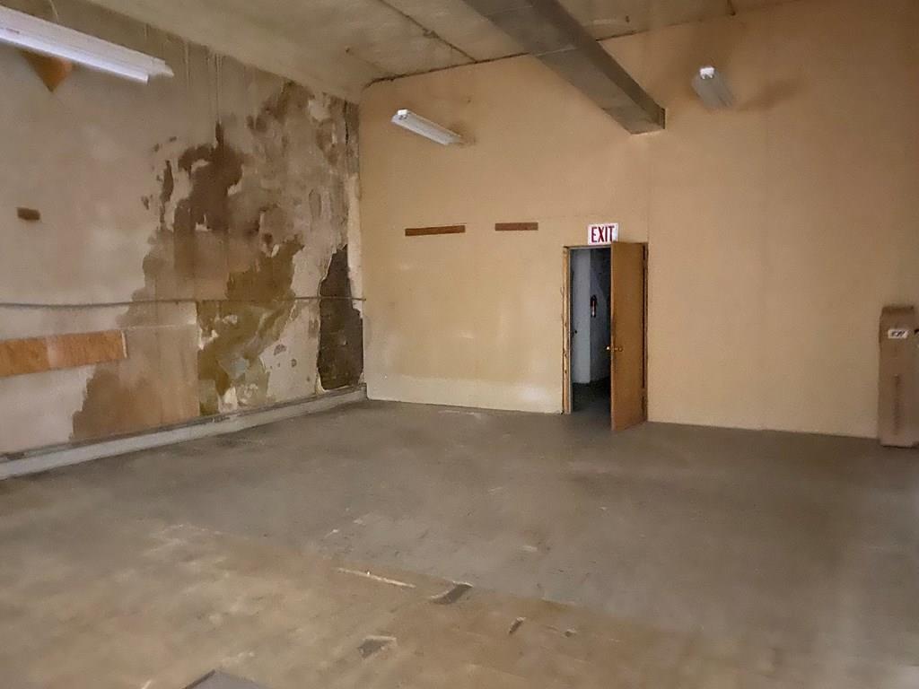 209 N Pennsylvania Avenue