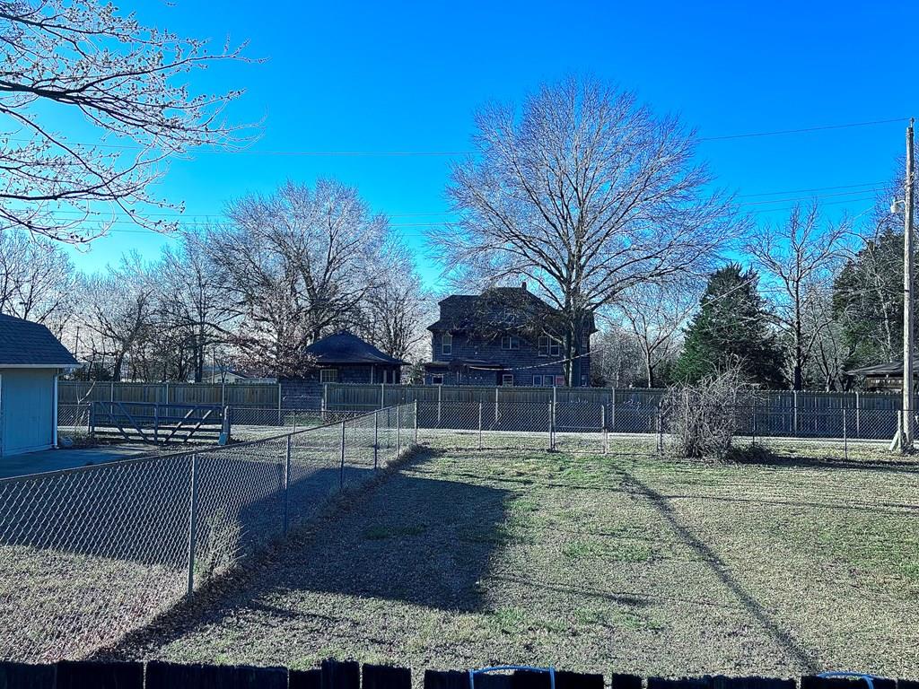 1817 W 7th N/A