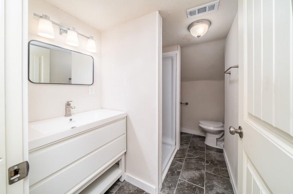 828 Walnut Street