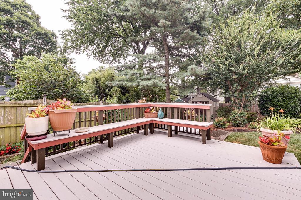 2404 Cameron Mills Rd