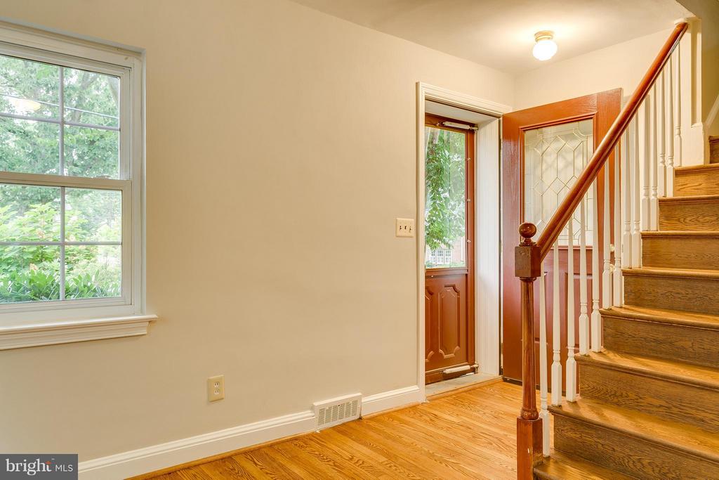 2404 Cameron Mills Rd