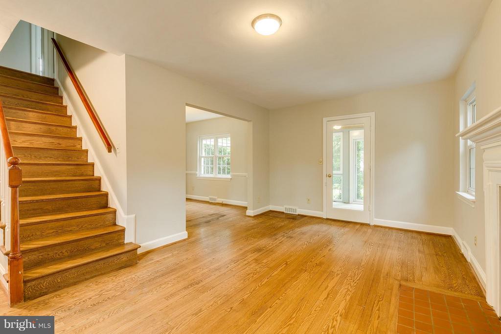 2404 Cameron Mills Rd