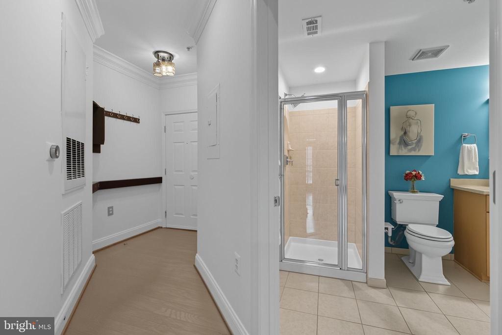 1115 CAMERON STREET 215