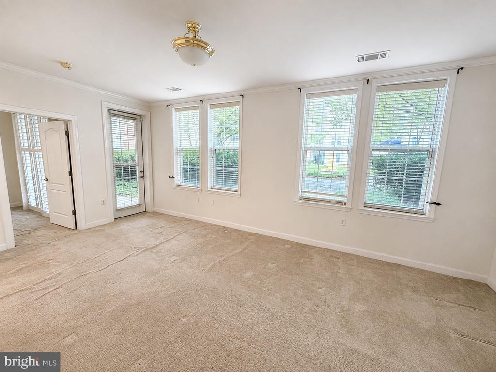 400 CAMERON STATION BOULEVARD 117