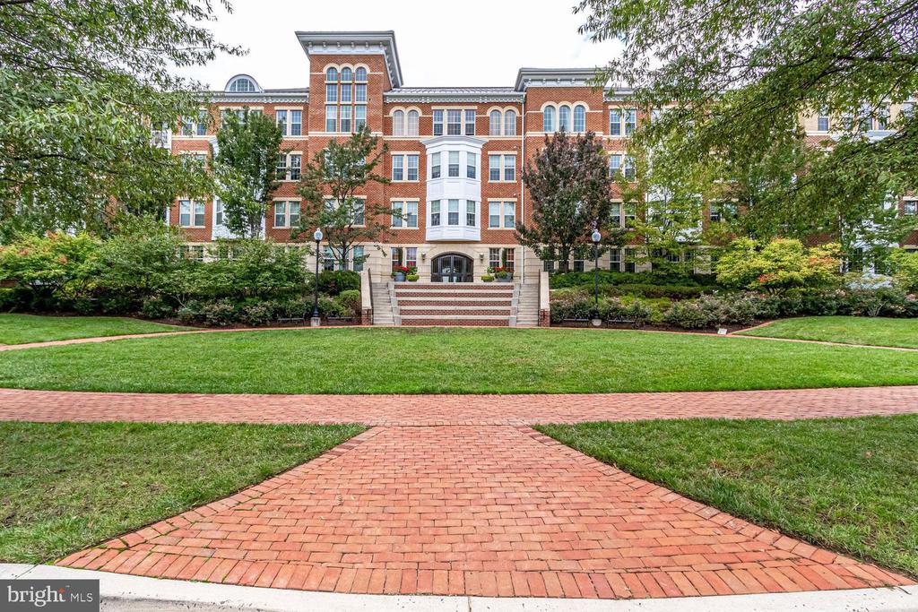 400 CAMERON STATION BOULEVARD 117