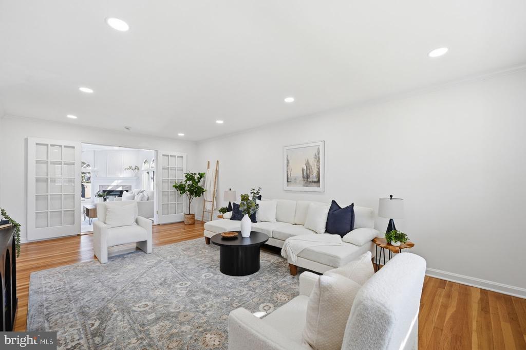 833 FONTAINE STREET