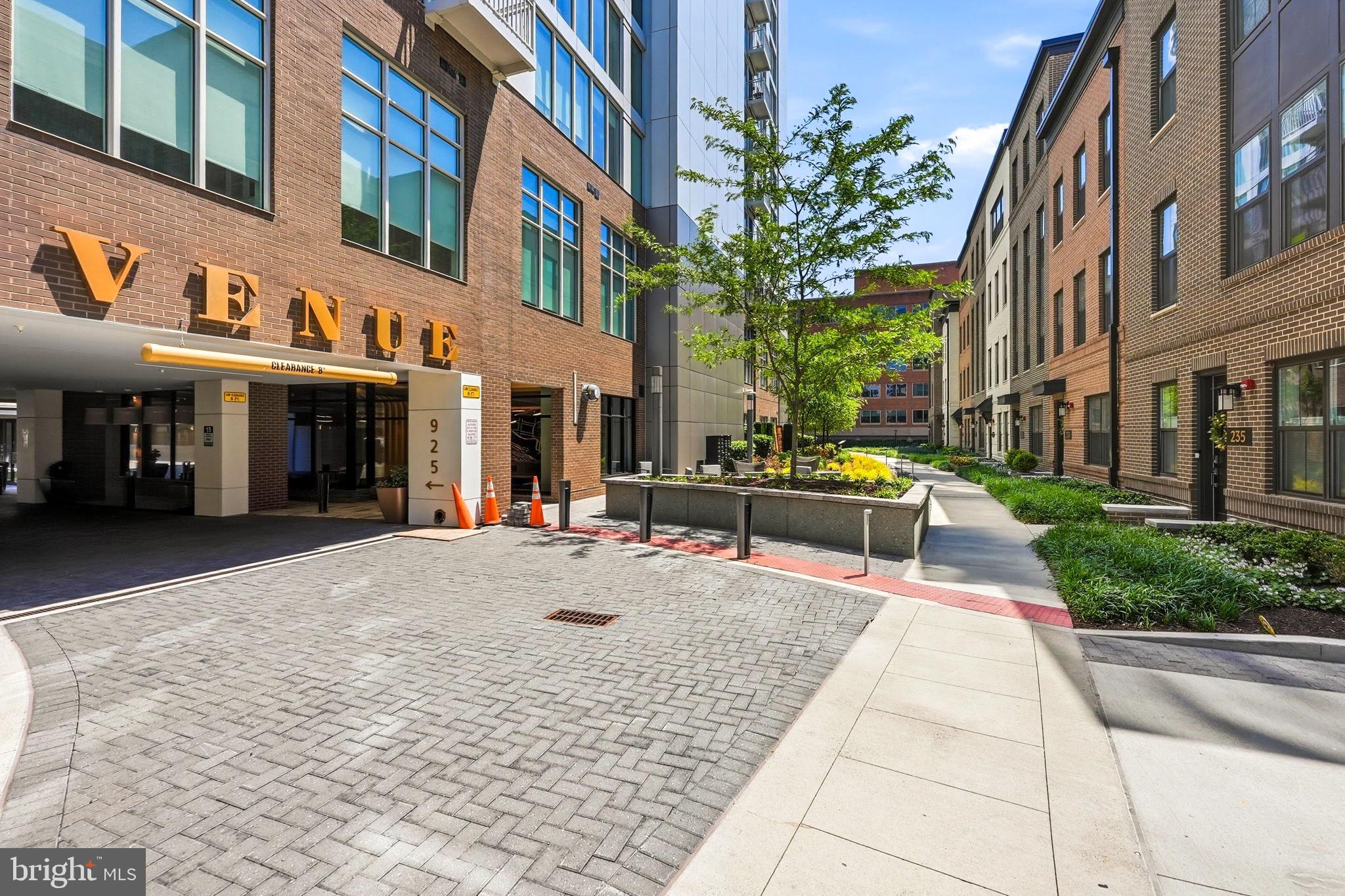 223 MONTGOMERY