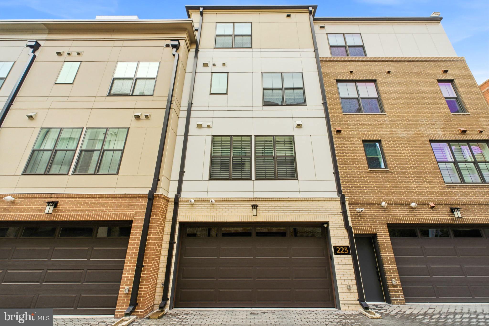 223 MONTGOMERY