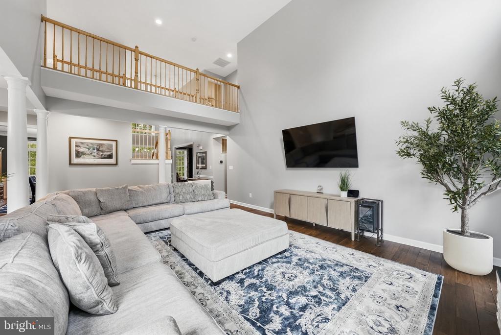 4720 FERRY LANDING ROAD