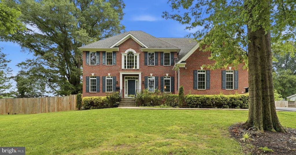 4720 FERRY LANDING ROAD