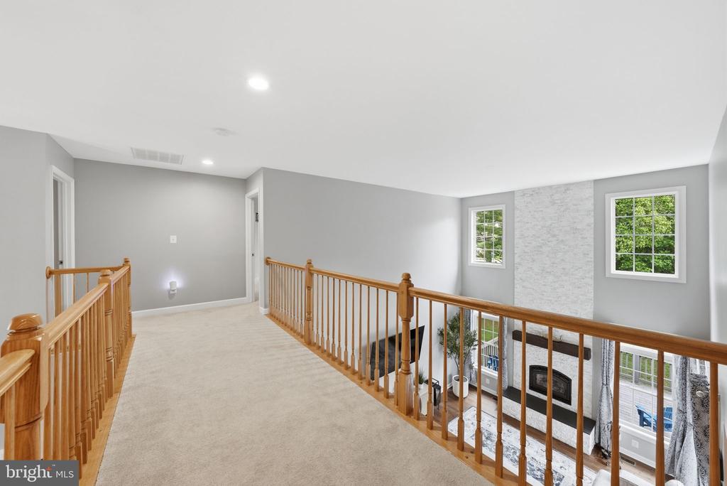 4720 FERRY LANDING ROAD