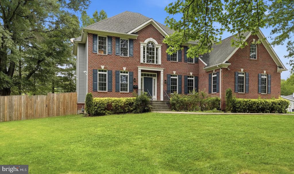4720 FERRY LANDING ROAD