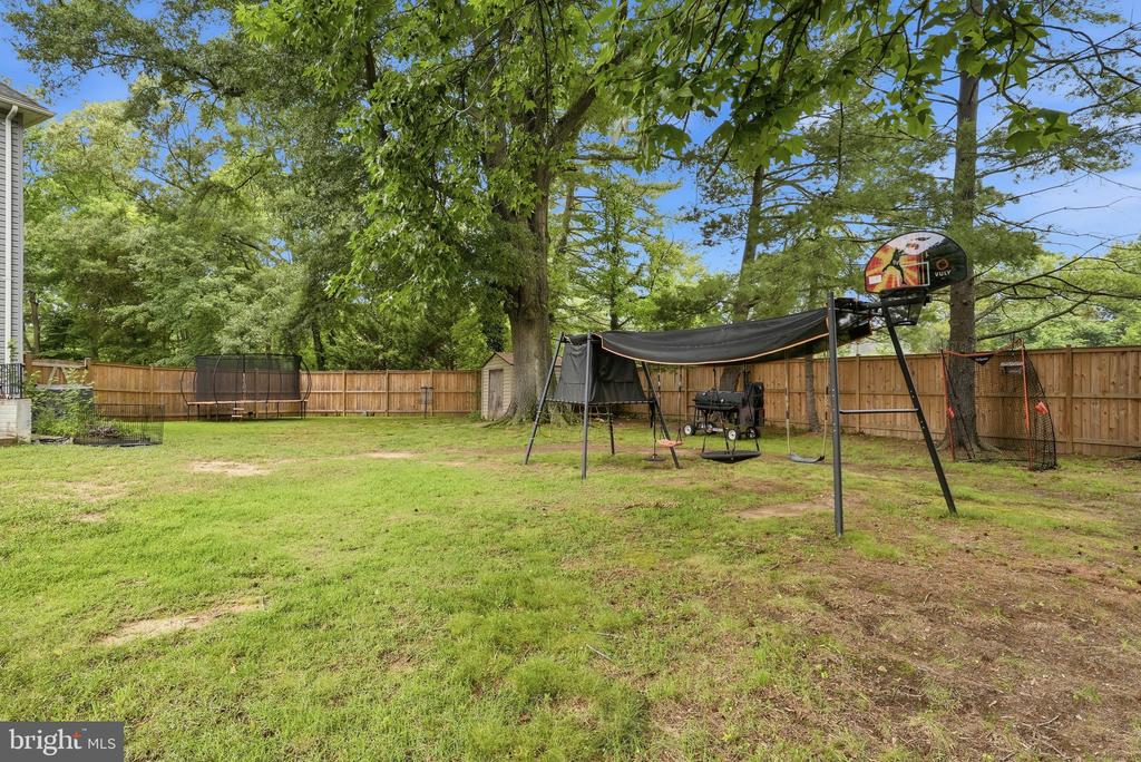 4720 FERRY LANDING ROAD