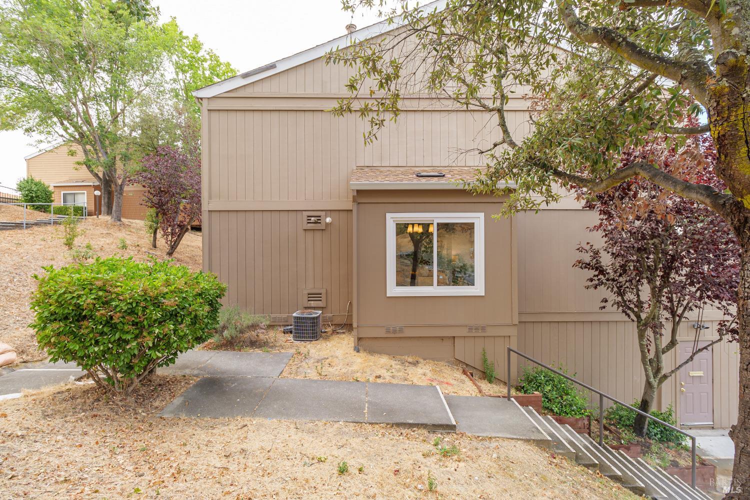 1253 Royal Oak Ter #A