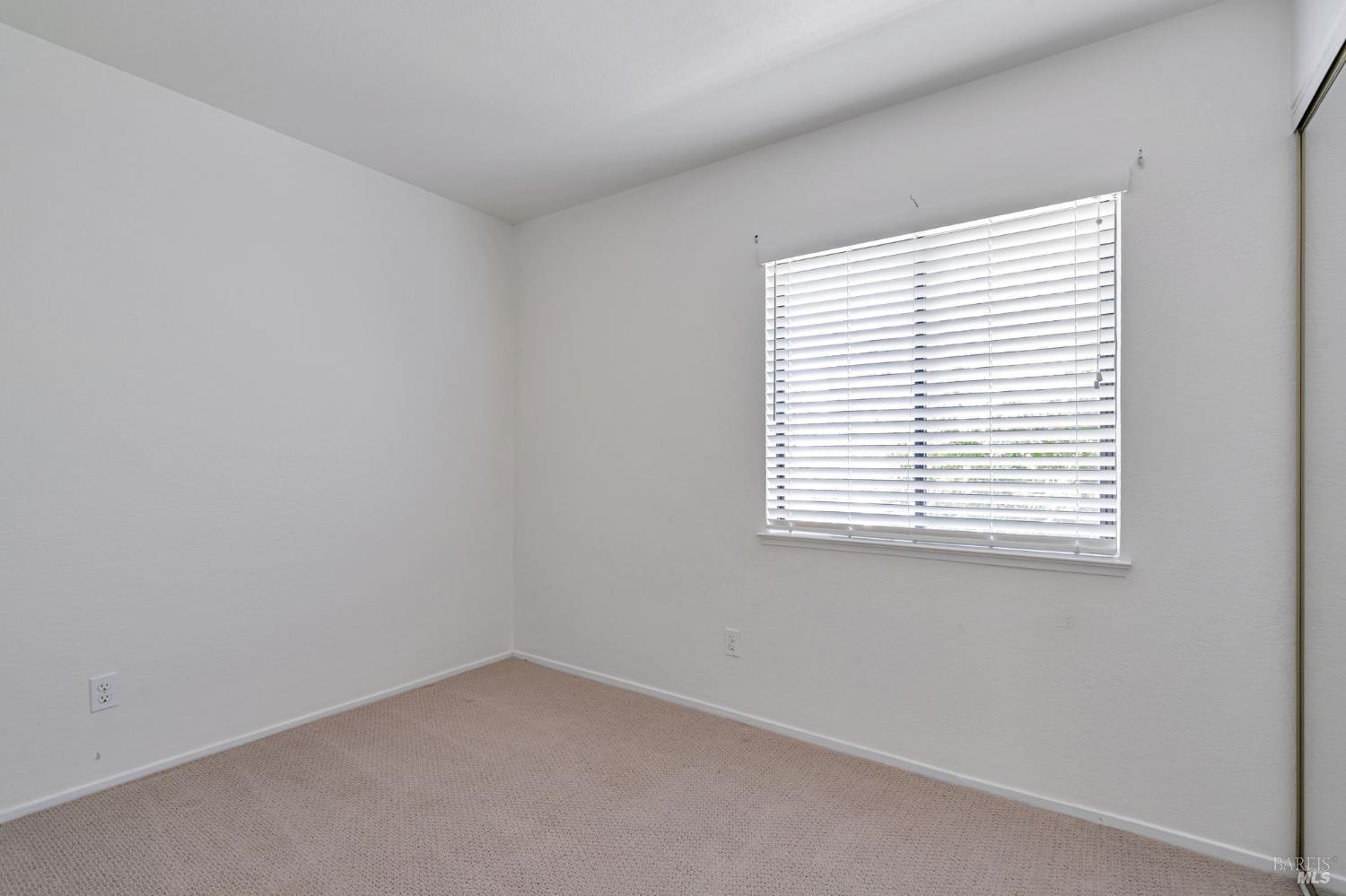 21 Woodstock Ct