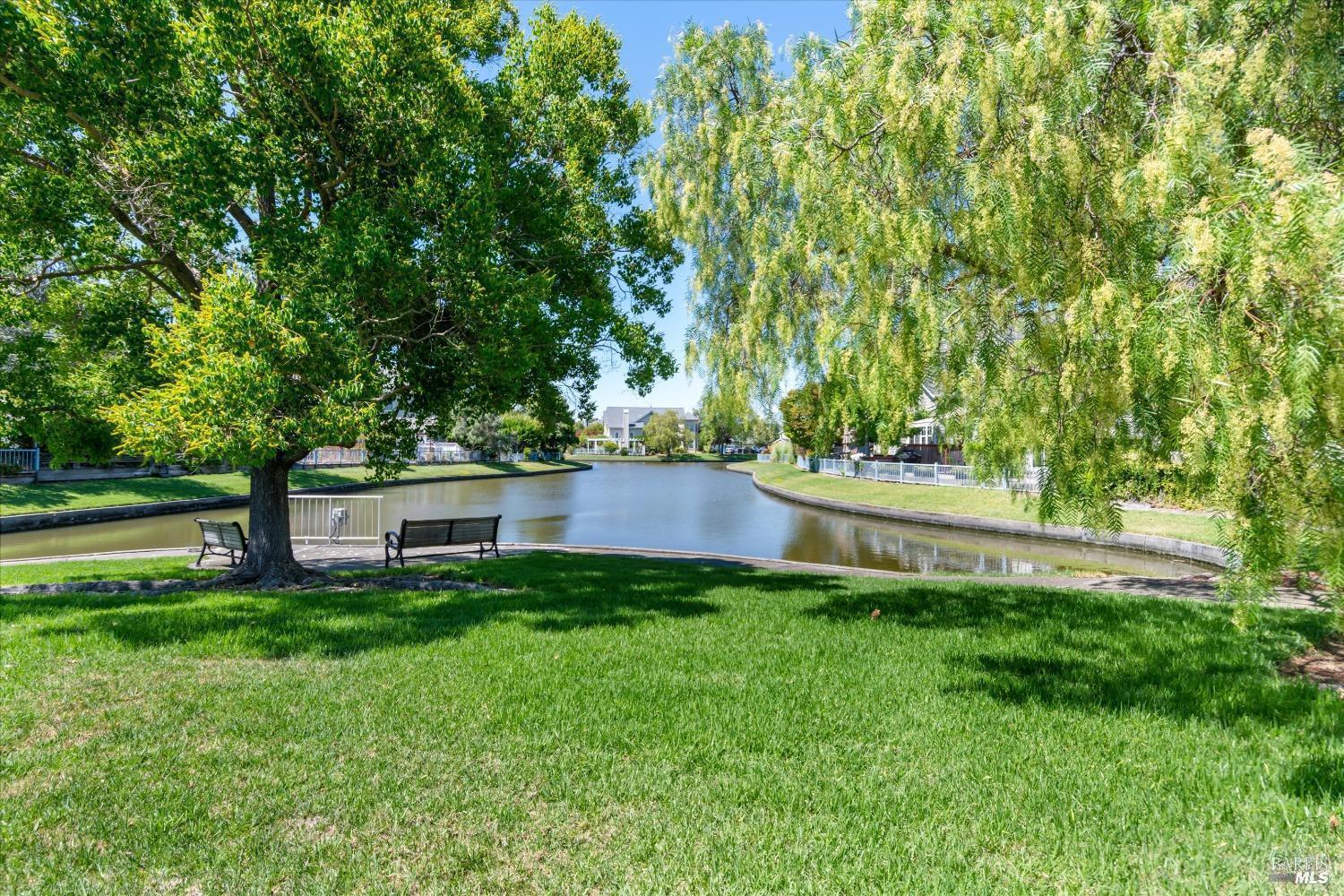 45 Mariners Cir
