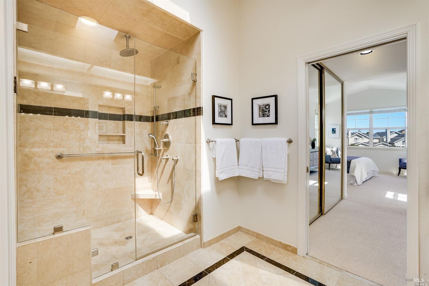 13 Waterside Cir