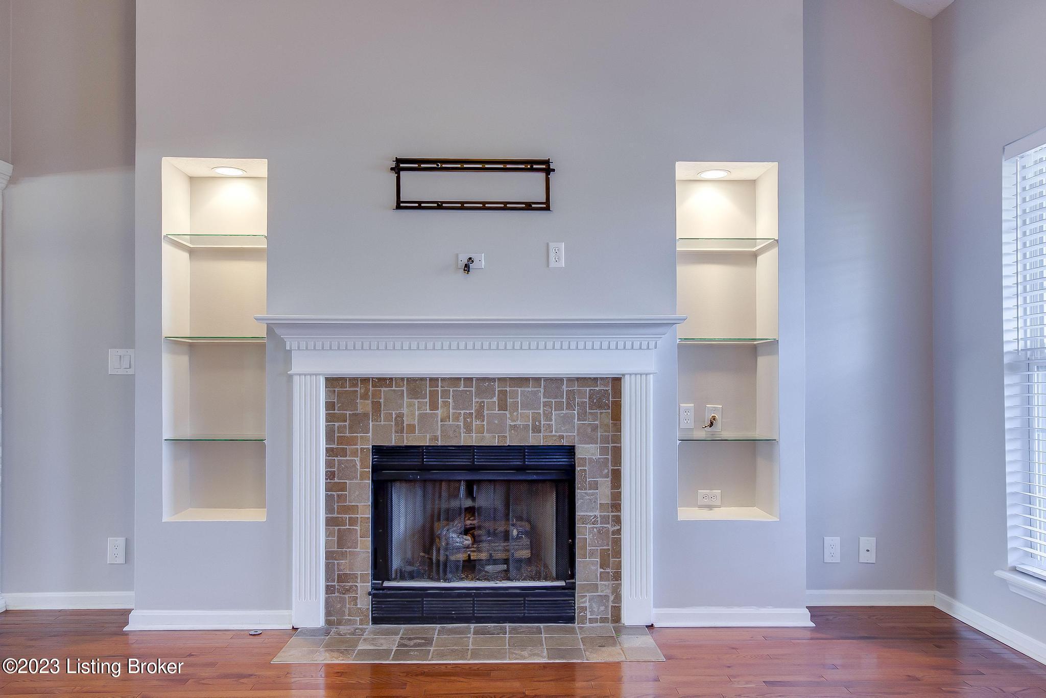 8600 Chelmer Ln