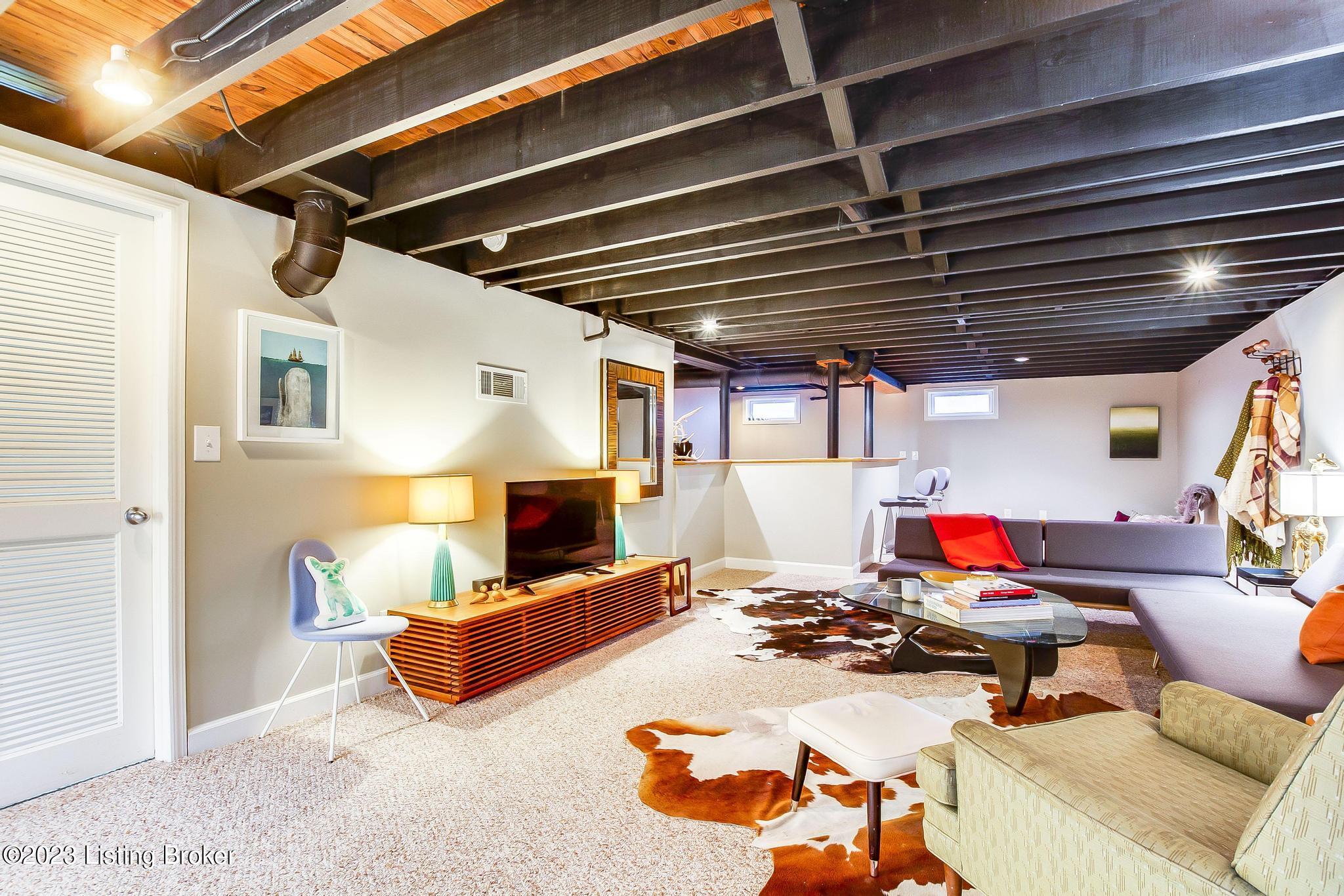 4311 Winchester Rd
