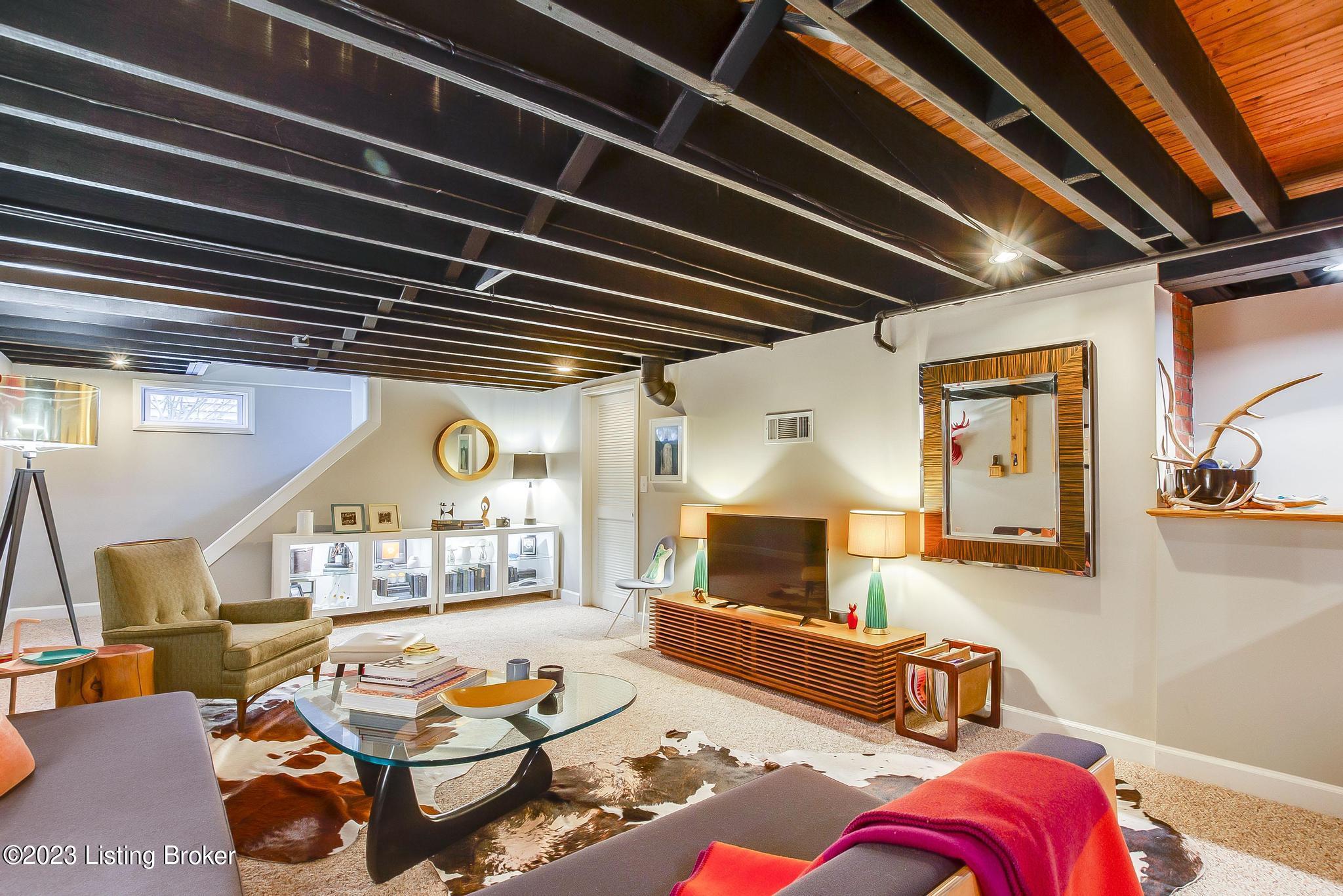 4311 Winchester Rd