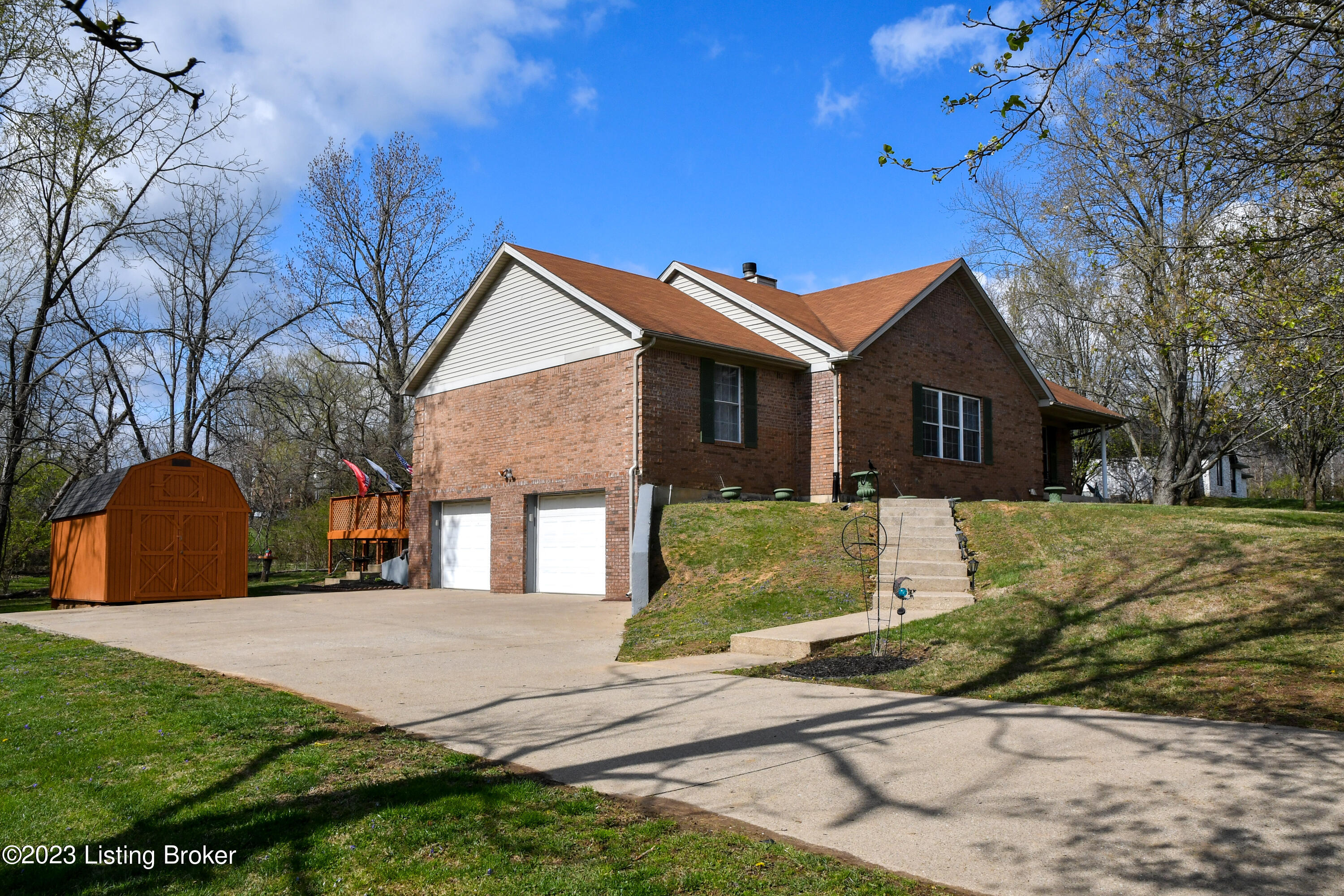 7500 Commonwealth Dr