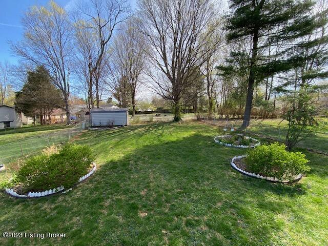 4805 Lunenburg Dr