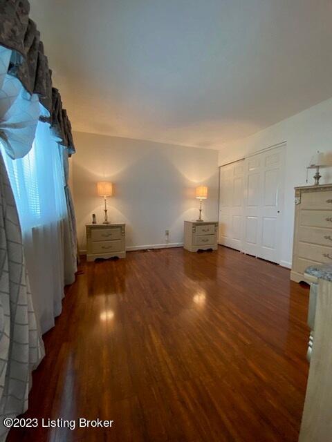 4805 Lunenburg Dr