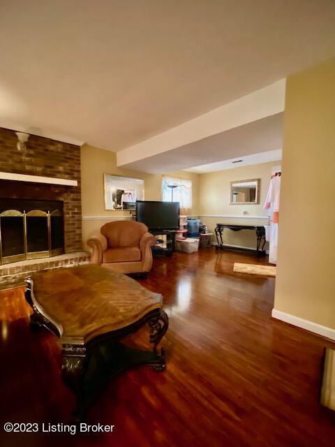 4805 Lunenburg Dr