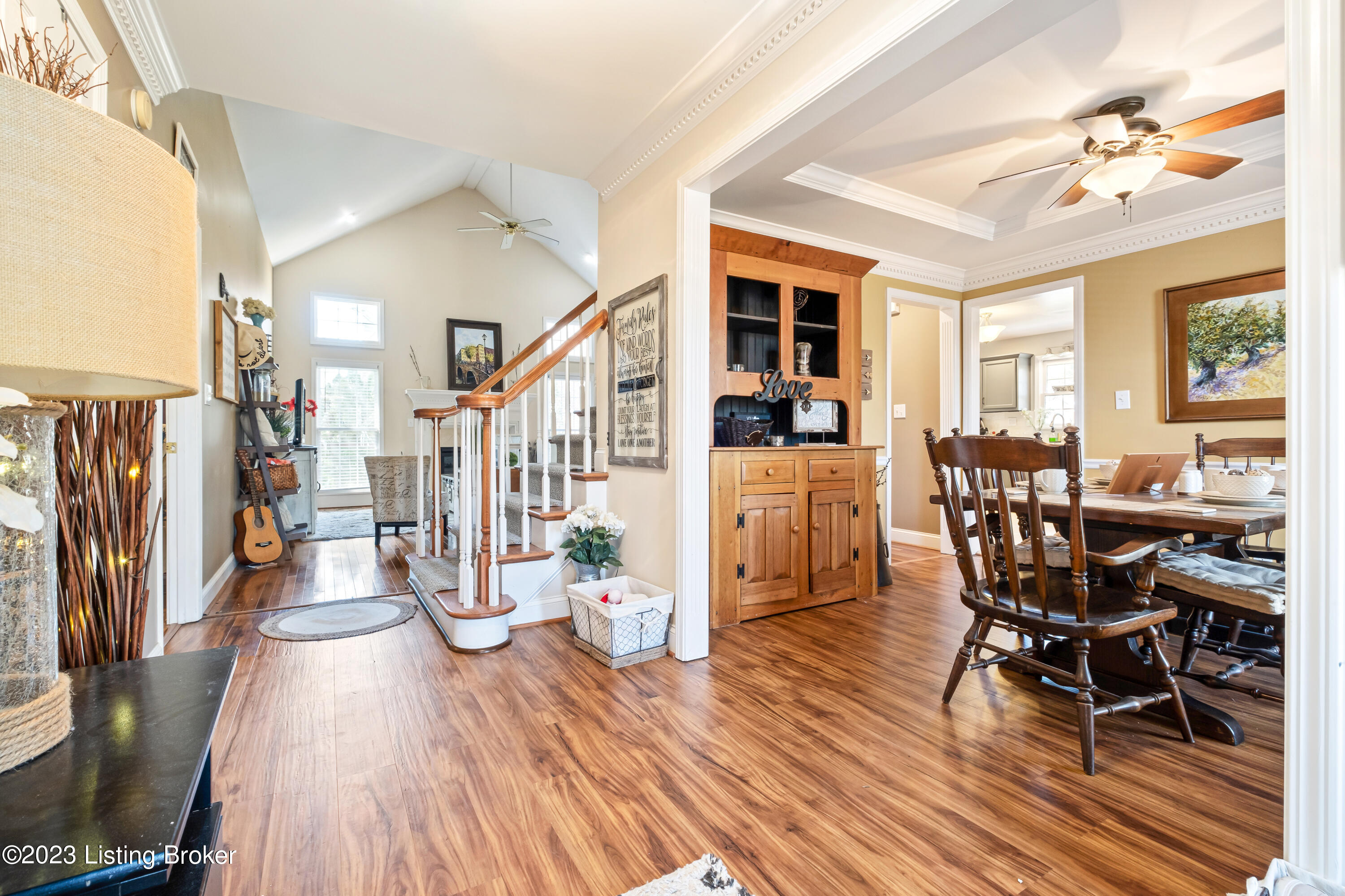 1318 Nightingale Ln