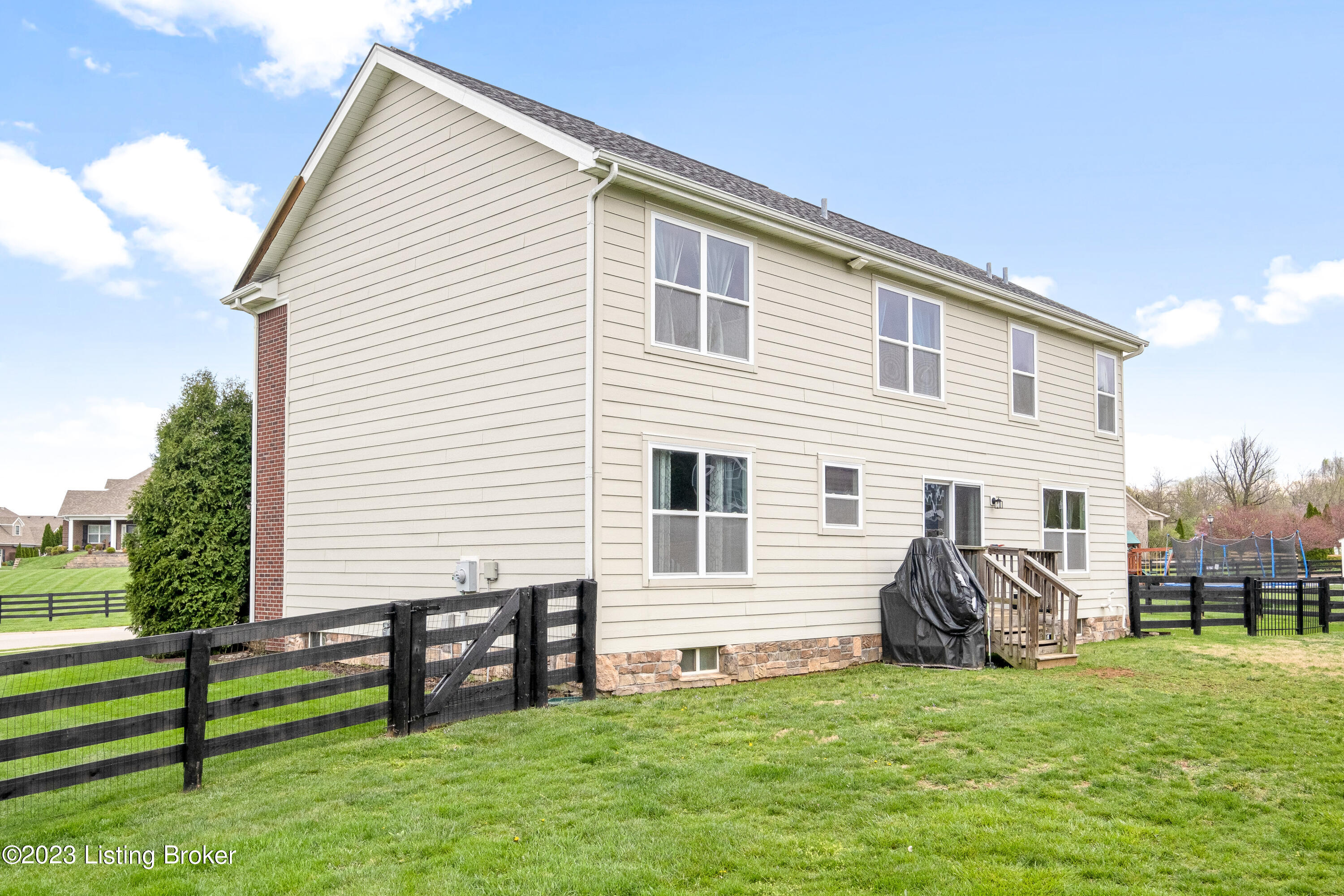 6402 Hypoint Ridge Rd