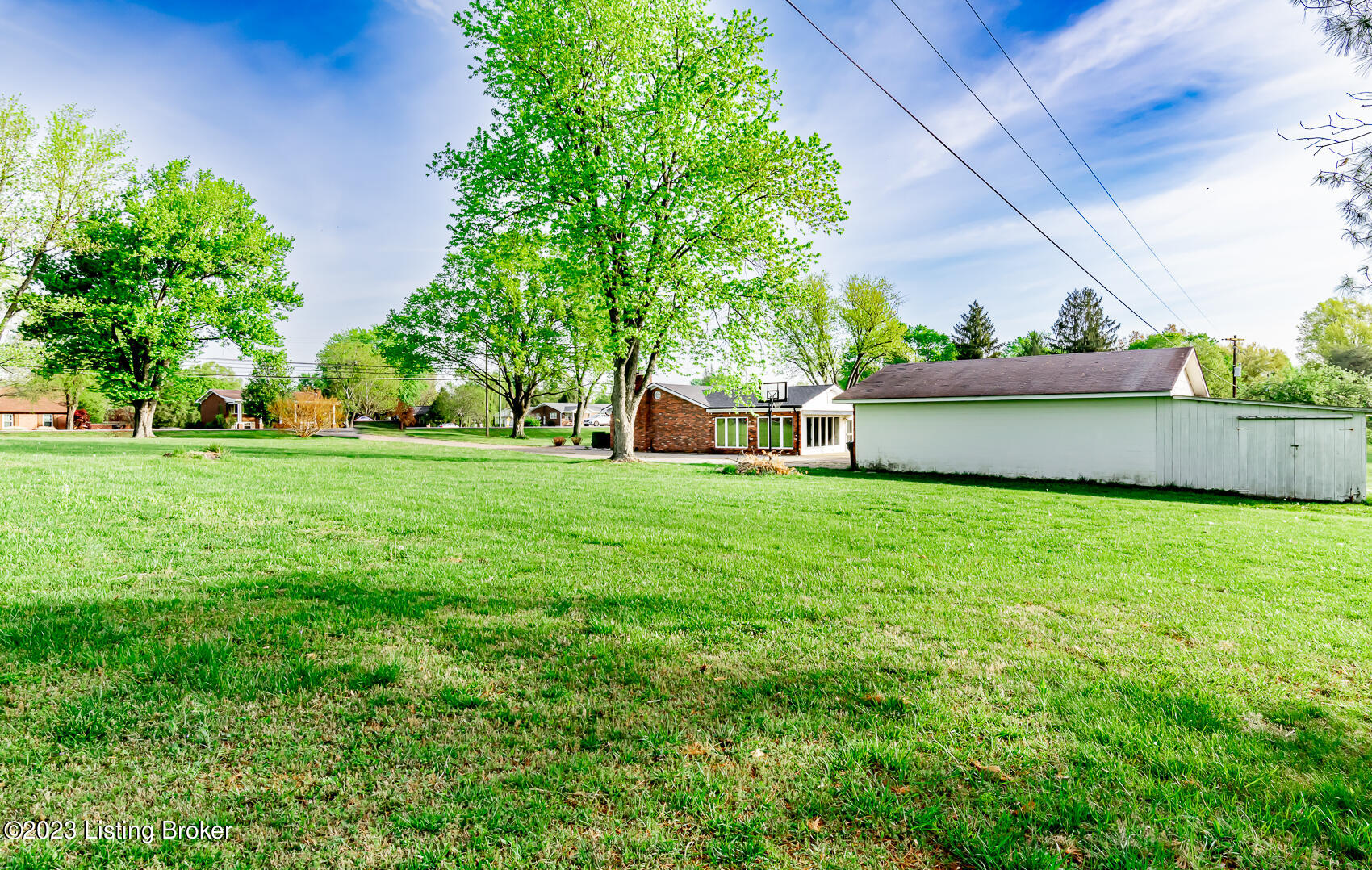 5081 E Highway 44 East