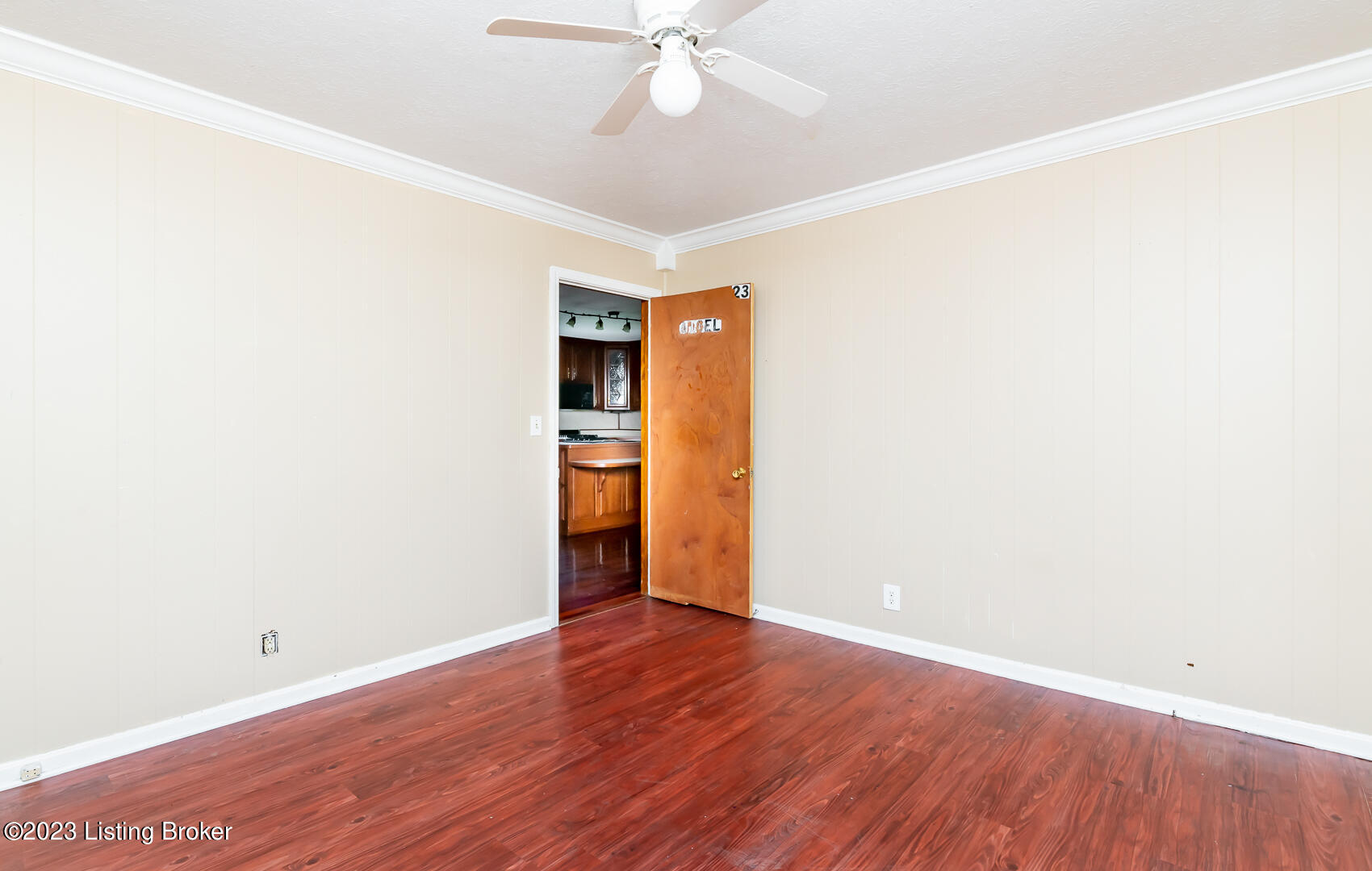 5081 E Highway 44 East