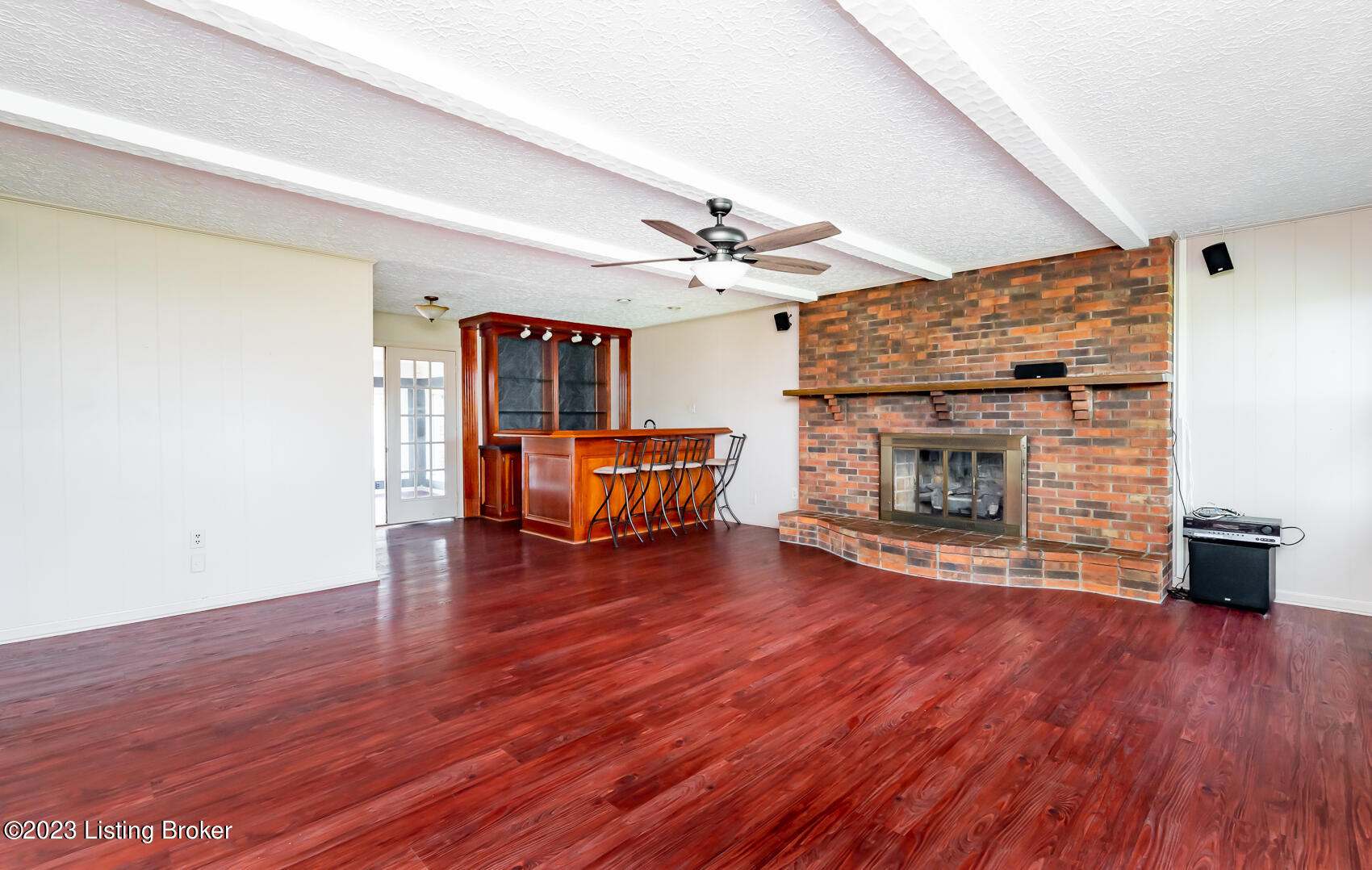 5081 E Highway 44 East