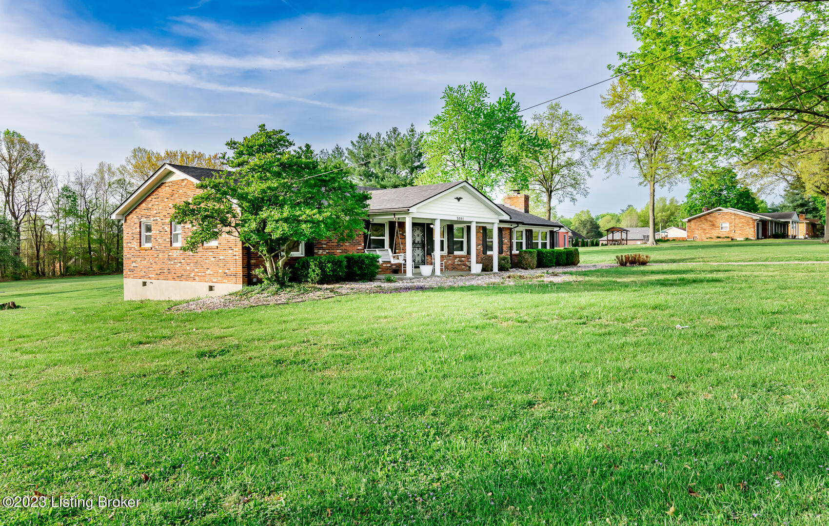 5081 E Highway 44 East