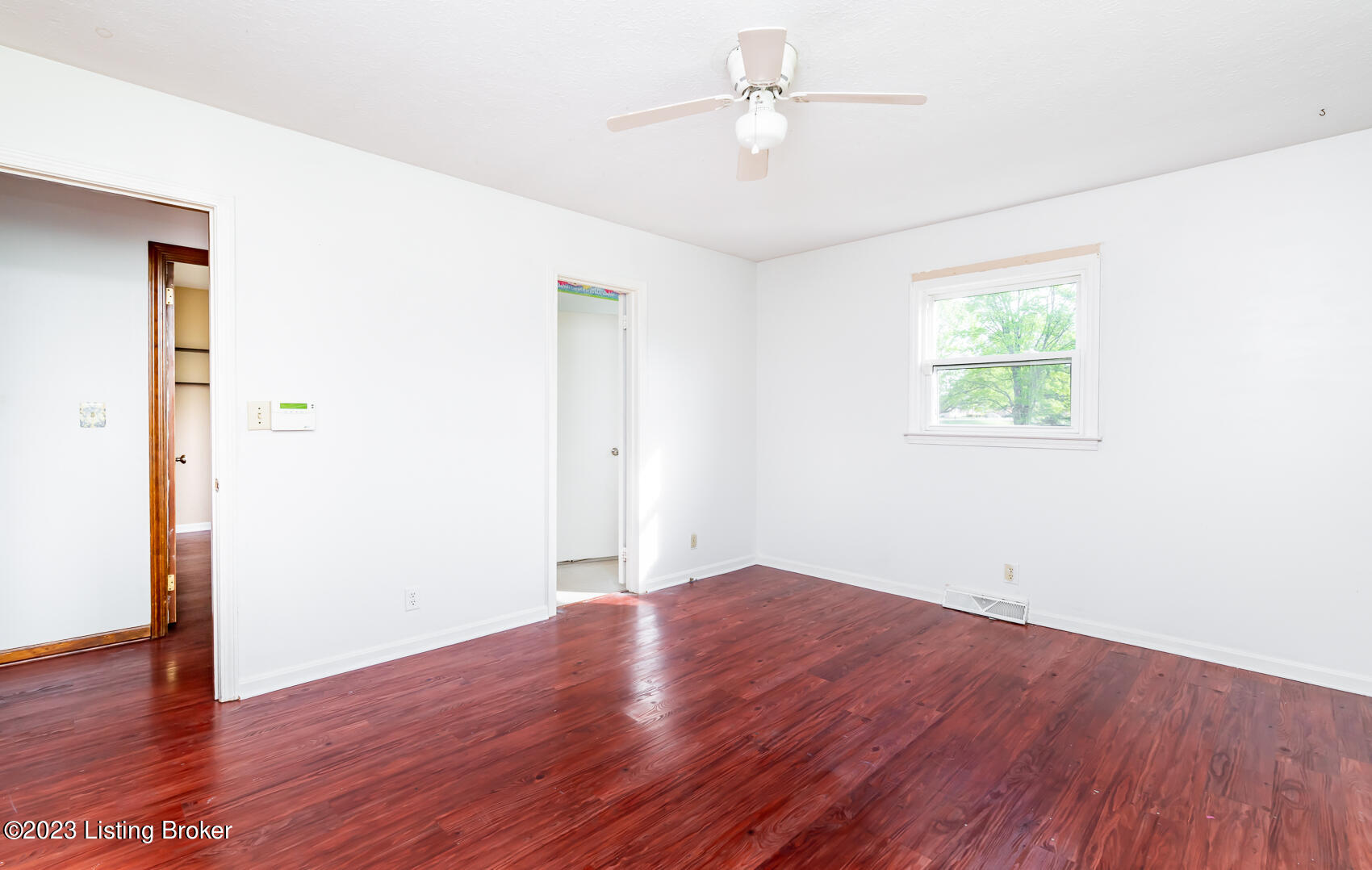 5081 E Highway 44 East