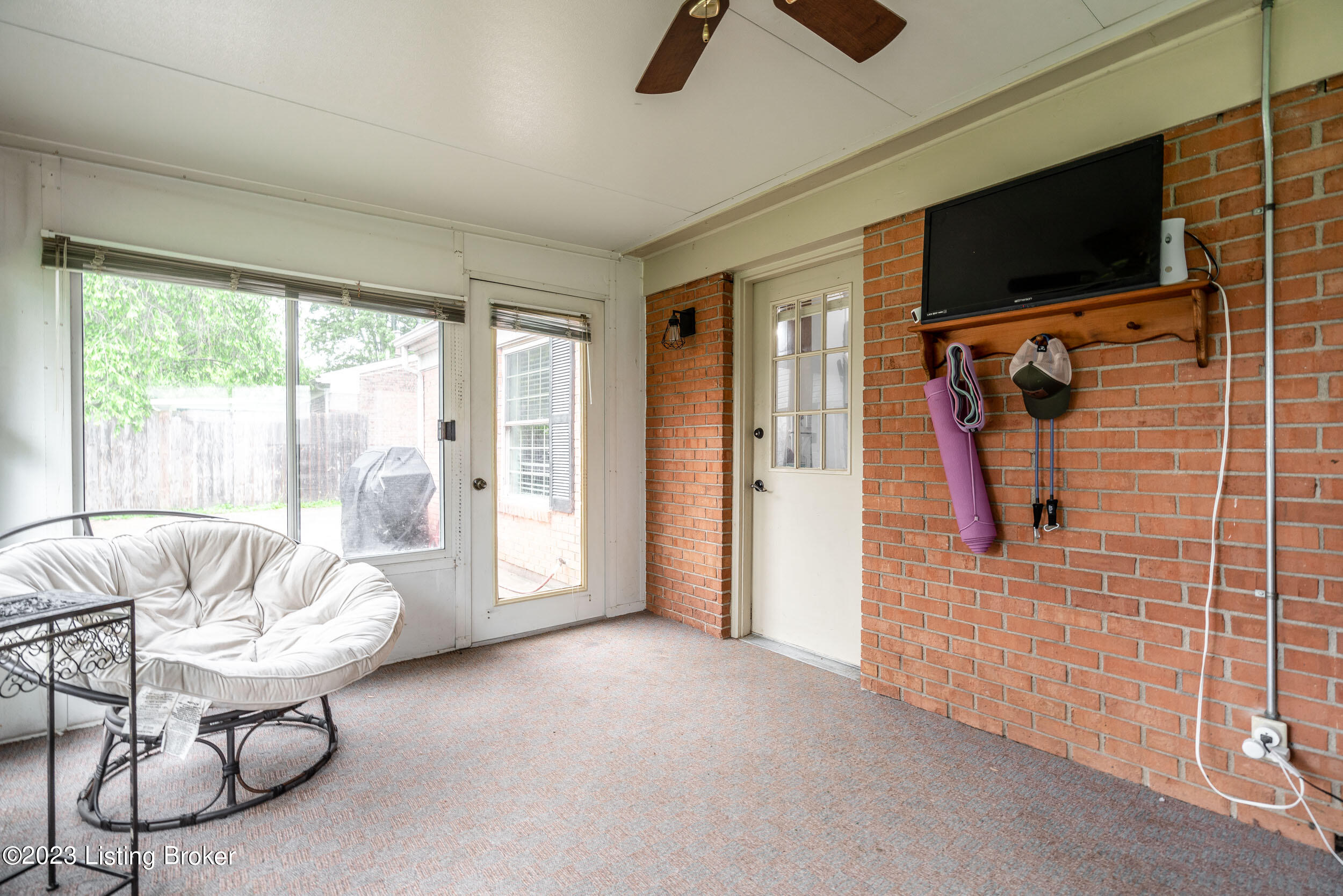 1035 Summitt Dr