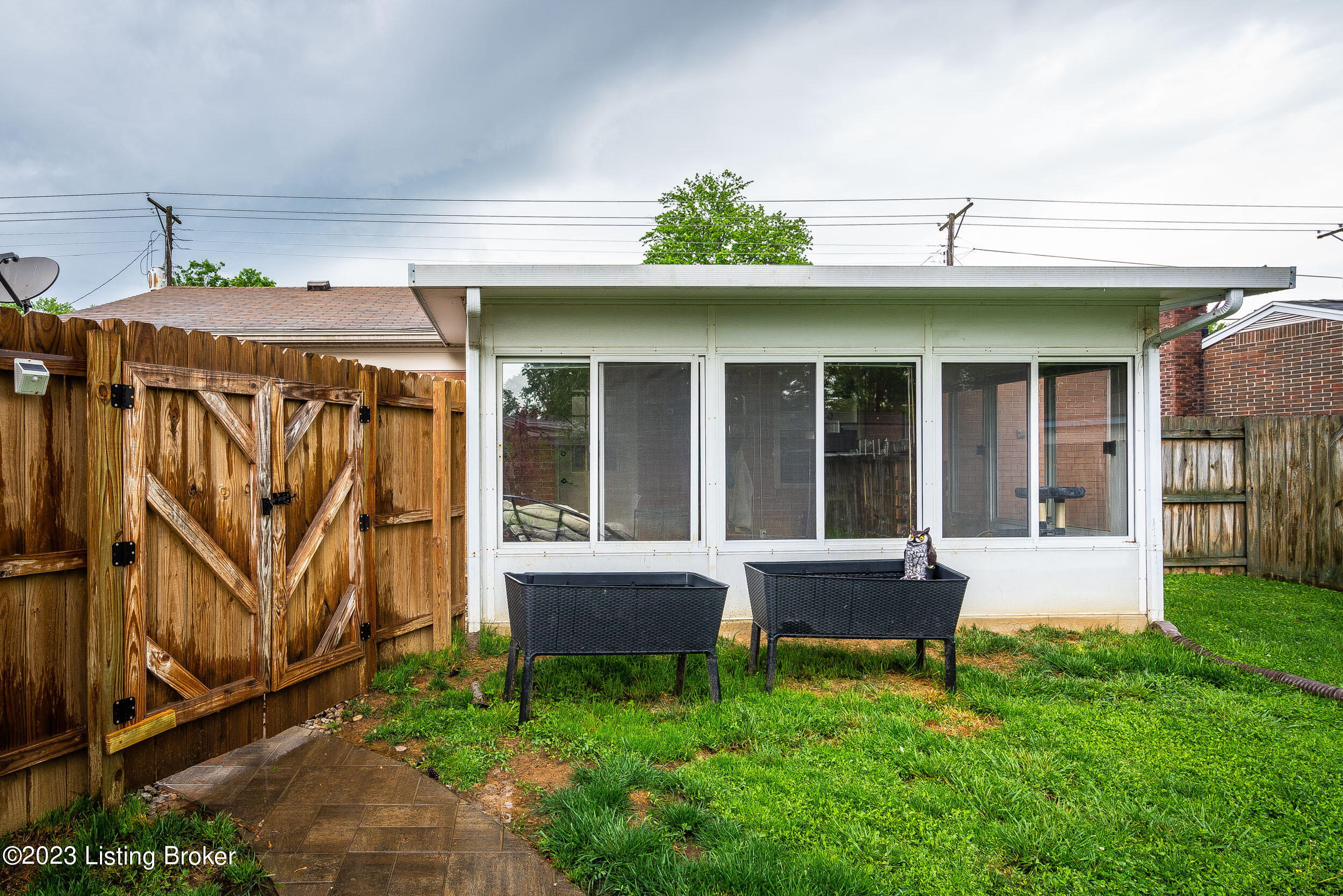 1035 Summitt Dr