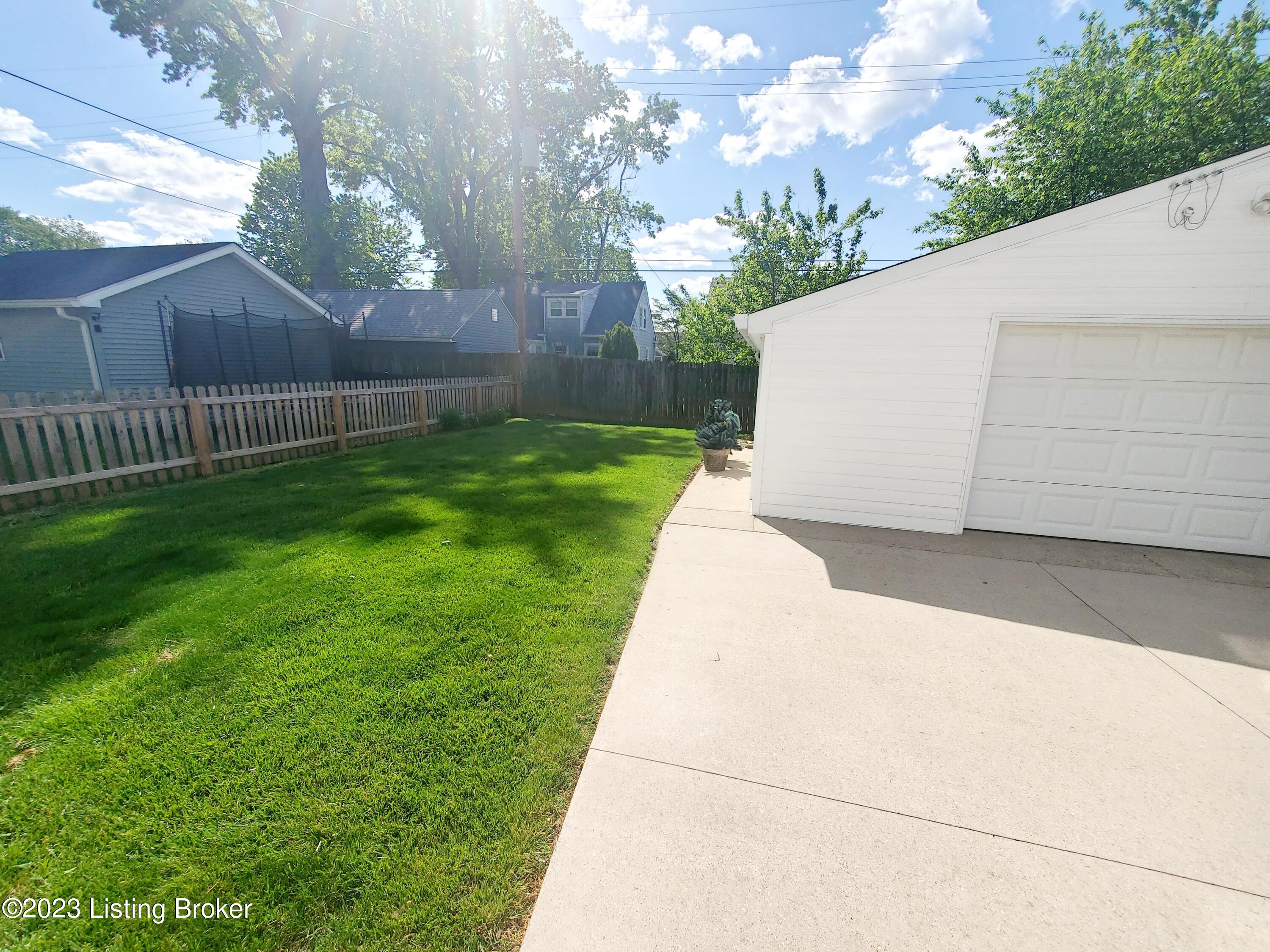 4222 Briarwood Rd