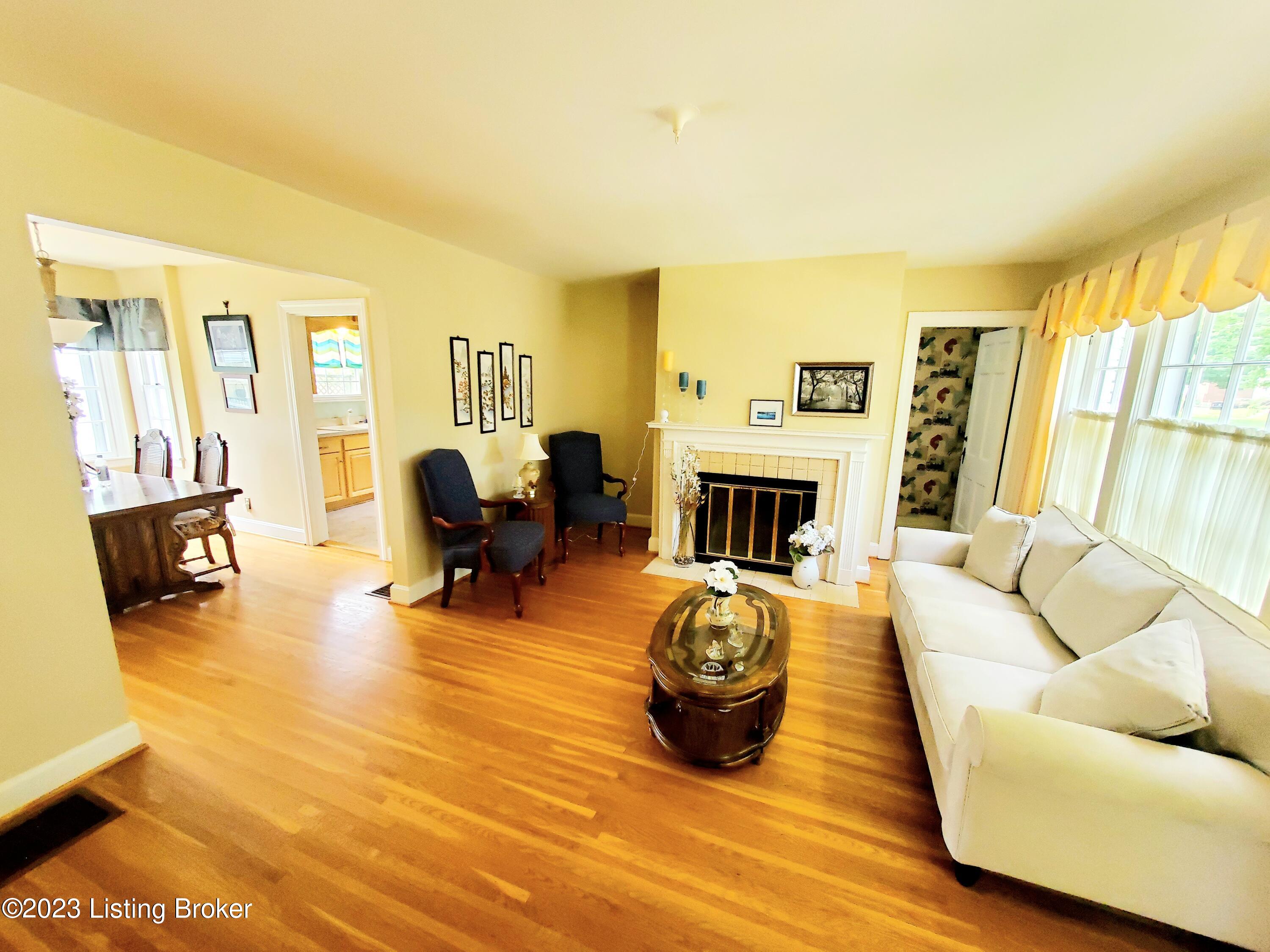 4222 Briarwood Rd